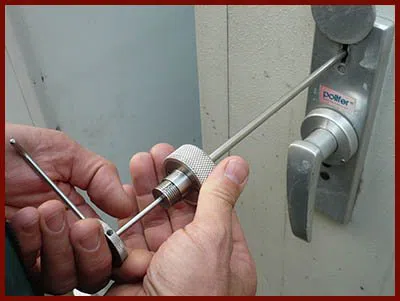 Locksmith Lock Store Detroit, MI 313-499-0071 - 5-lock-opening